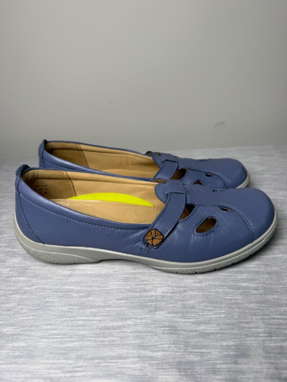 Hotter Nirvana Leather Mary Jane Comfort Shoes Blue Floral Cutout Sz 8 - Picture 7 of 10